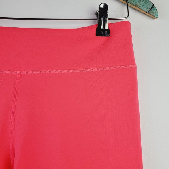 Fabletics Mid-Rise PowerHold NEON Pink Capri Leggings Sz S - Picture 6 of 8